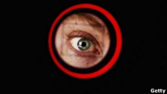 Un ojo en un escanér