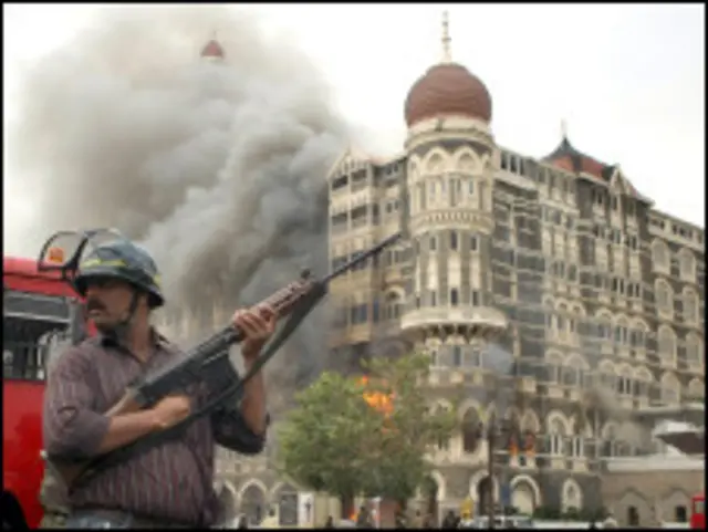 عدالت نے مقدمے کی سماعت گیارہ جون تک ملتوی کردی ہے