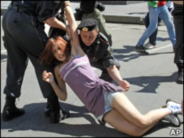 Гей-парад у Москві