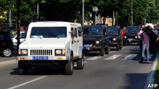 کاروان حامل راتکو ملادیچ