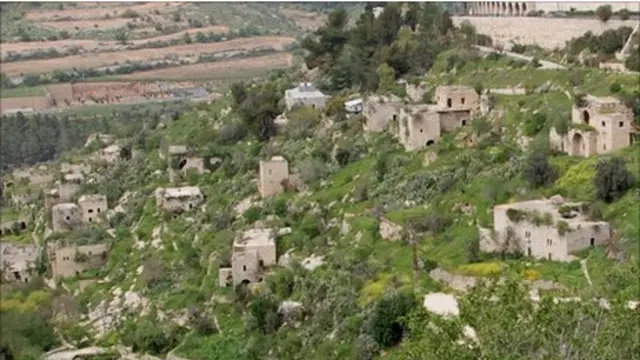 قرية لفتا الفلسطينية