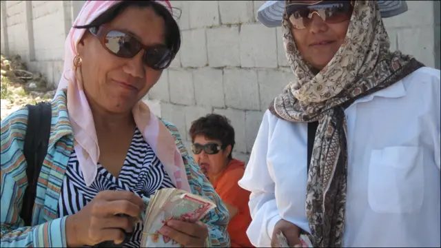 "Сўминги шиғар, суретга тусамиз!"