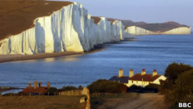 Вид на скалы в Сифорде
