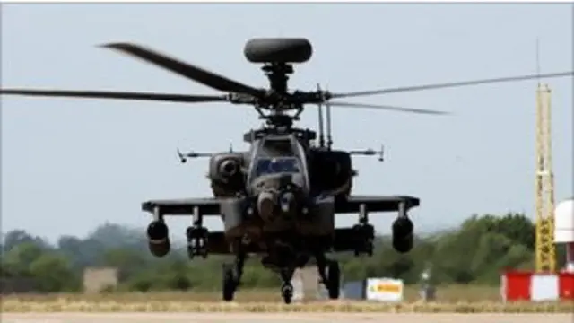 مروحية من طراز أباتشي