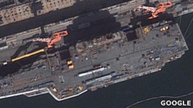 Vista aérea del portaviones chino