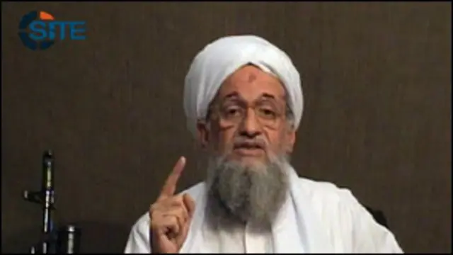 Ayman al-Zawahiri sering digambarkan sebagai guru ideologi bagi Osama bin Laden
