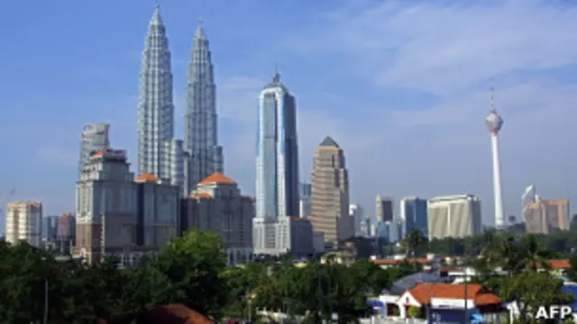 Menara Petronas di Malaysia