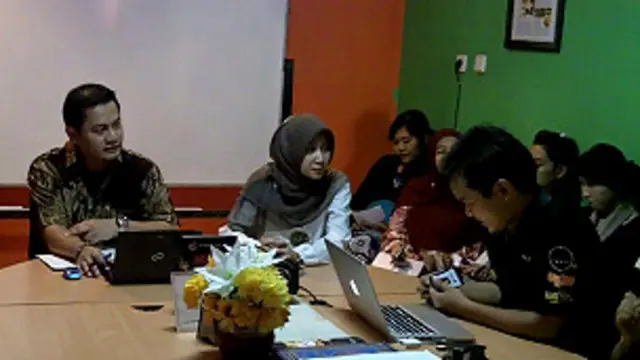 Velly Kristanti memilih menjadi pengusaha kuliner dan meninggalkan kerja kantoran.