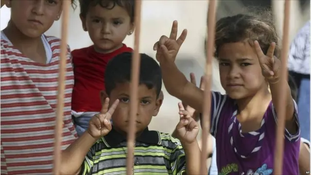 Anak-anak turut mengungsi ke Turki