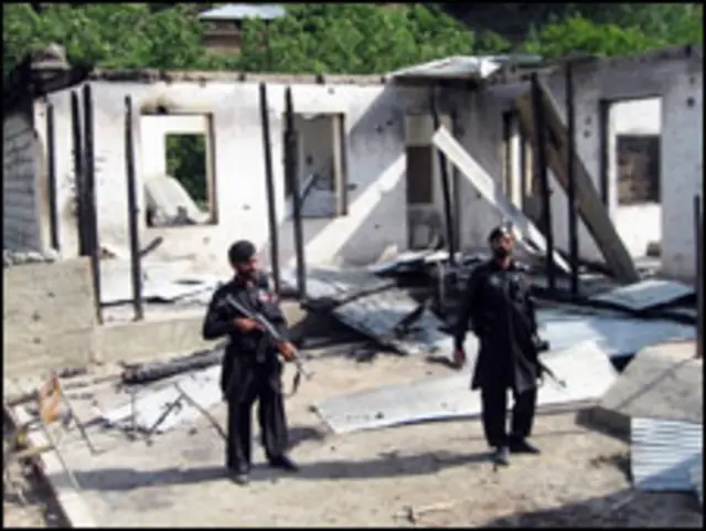 افغان شرپسندوں کی جانب سے پاکستانی علاقے میں دراندازی اور یہاں تخریبی کارروائیوں سے غیر یقینی صورتحال پیدا ہوگئی ہے۔