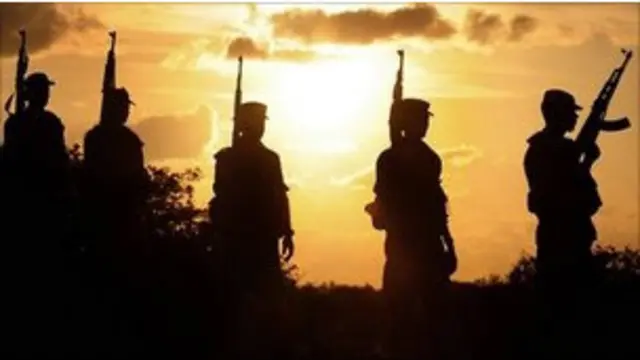 දෙමළ තිදරු පියකුට යුද හමුදාව ලිංගික හිංසා කළ බව...