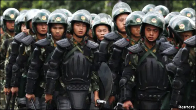 Nhân viên an ninh ở Tăng Thành hồi cuối tuần