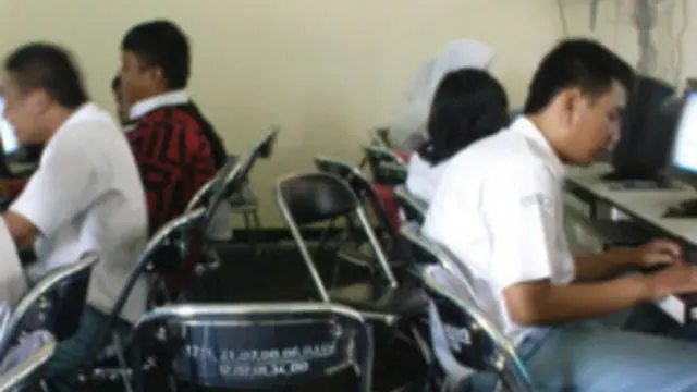 Siswa SMA di Magelang belajar IT