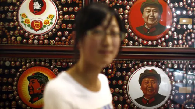 Di depan museum di propinsi Shandong