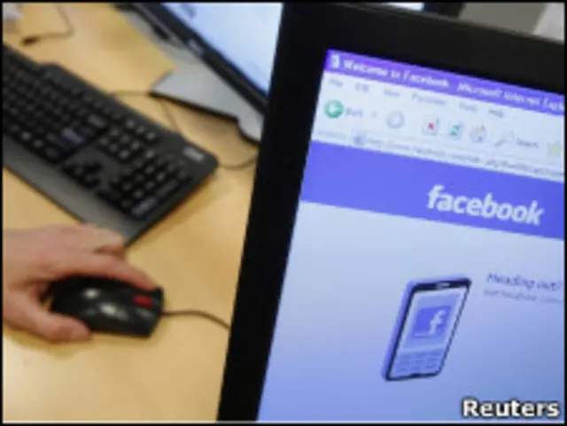 फ़ेसबुक