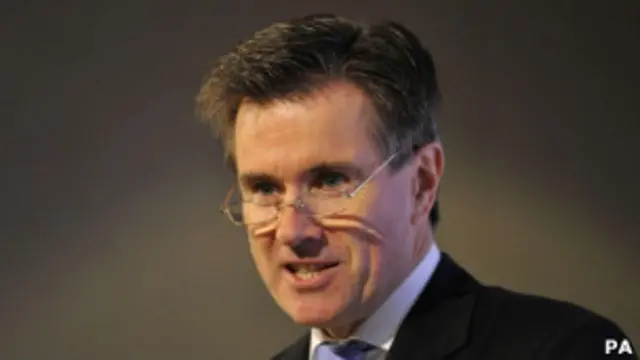 جان ساورز هشدار داده زمانی که ایران به سلاح هسته ای دست یابد، اسرائیل و آمریکا با "خطرات بزرگی روبرو خواهند شد".