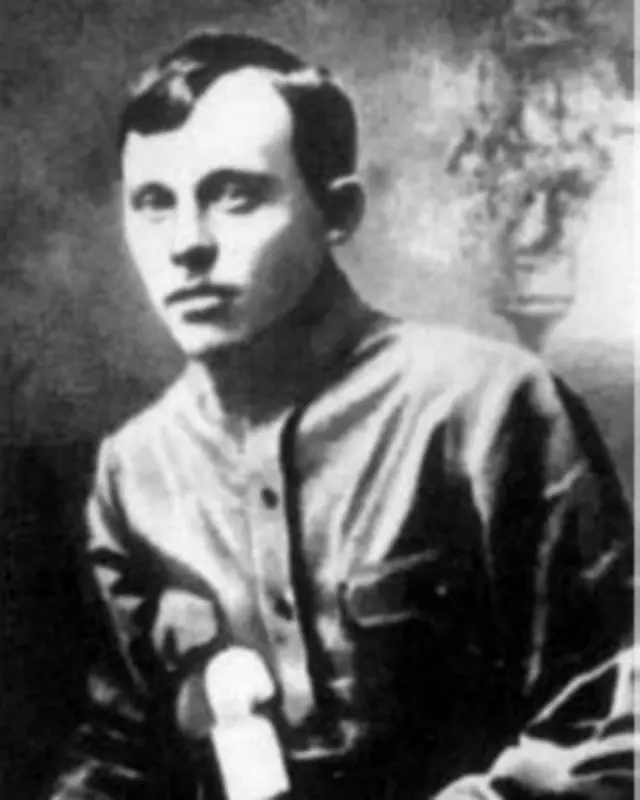 Александр Антонов