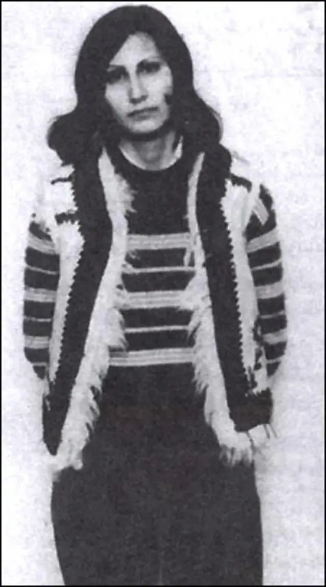 اشرف دهقانی - اشرف دهقانی - عکس از کتاب "چریک های فدایی خلق"، جلد دوم ، محمود نادری