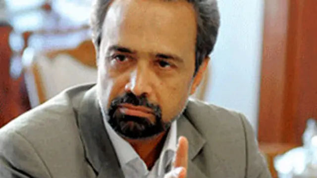 محمد نهاوندیان از اعضای ستاد انتخاباتی علی لاریجانی در انتخابات ریاست جمهوری ۱۳۸۴ بود