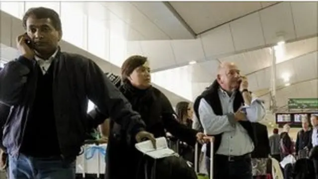 Penumpang pesawat di Australia