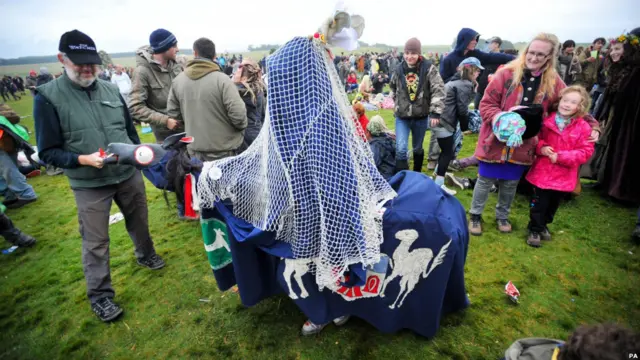 День летнего солнцестояния на Стоунхендже