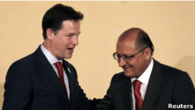 Clegg com Geraldo Alckmin nesta terça (Reuters)