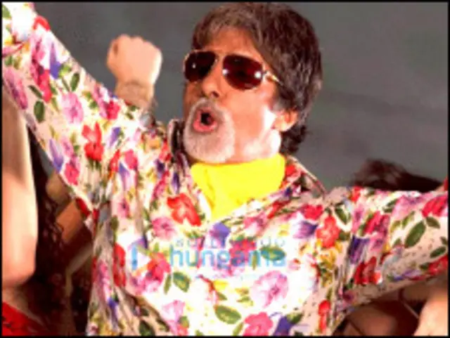 Хушхабарни бутун дунёга Райнинг қайнотаси, Болливуд афсонаси Амитабх Баччан эълон қилди