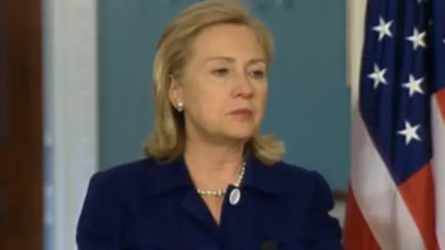 Menlu AS Hillary Clinton menyatakan berkomitmen mendukung Filpina dalam sengketa perbatasan di Laut Cina Selatan.