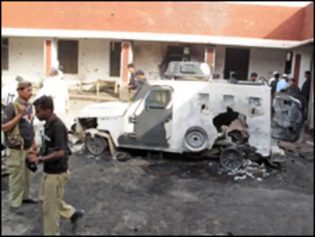 کلاچی تھانے پر حملہ