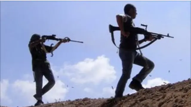 Pemberontak Libia terus merangsek maju menuju ibukota Tripoli.