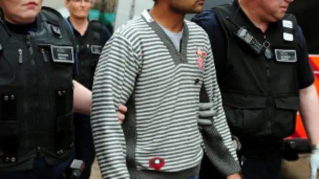 Британиядаги "тутқунлар маркази" қамоқхонага ўхшаб кетади