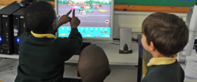 بازی های کامپیوتری با نظارت بر محتوی آن بررفتار کودکان تاثیر بد نخواهد داشت 