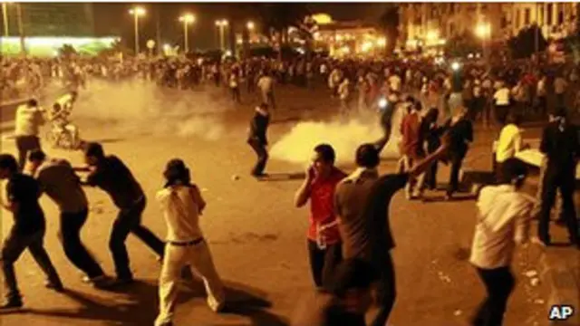 Aksi unjuk rasa di Lapangan Tahrir terjadi karena rakyat tidak puas dengan kinerja pengadilan.