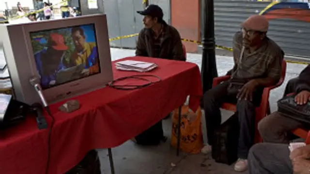 Presiden Hugo Chavez nampak sehat ketika rekaman videonya ditayangkan televisi.