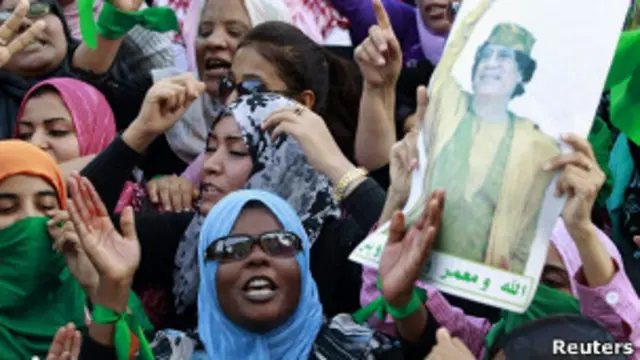 مظاهرات مؤيدة للقذافي 