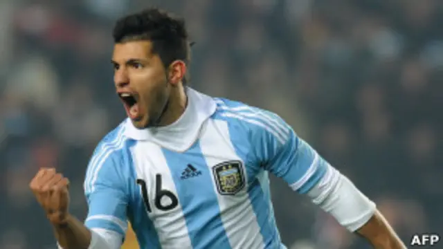 Roberto Mancini sangat meminati kemampuan Sergio 'Kun' Aguero.