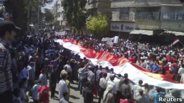 مظاهرات في بلدة سقبة السورية