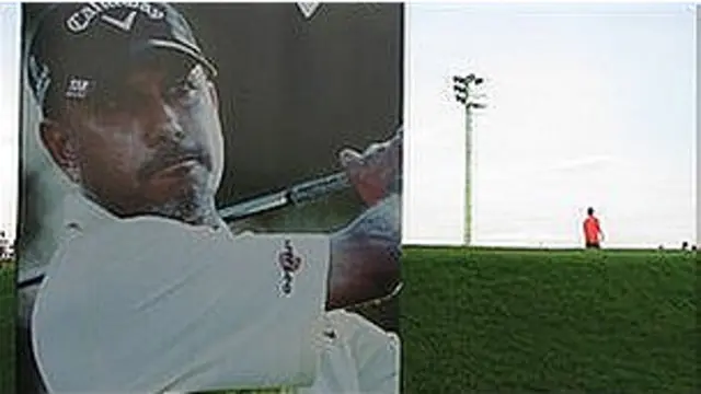 Un cartel del golfista Singh en India