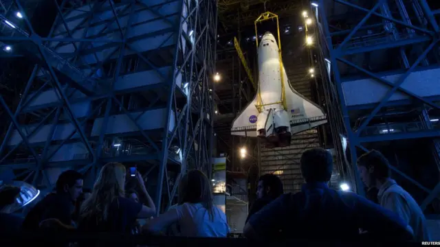 Шаттл "Атлантис" на территории Космического центра Кеннеди