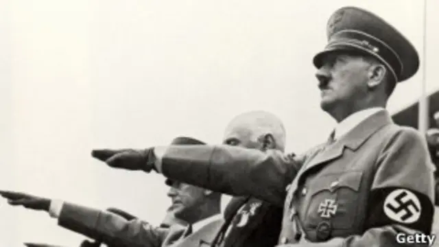 Адольф Гитлер