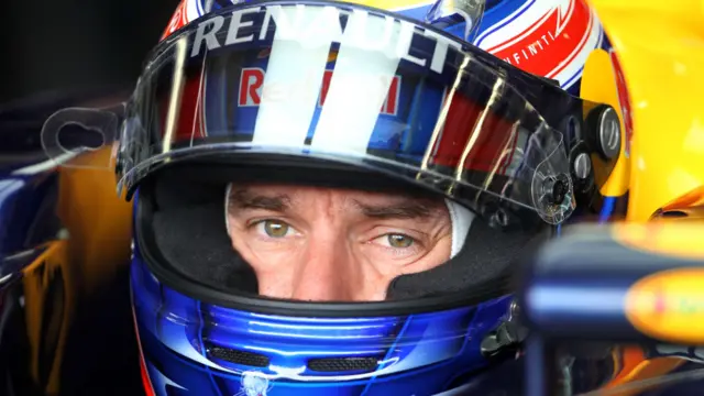 Pembalap Australia Mark Webber akan berada pada posisi pole pada Grand Prix Inggris Minggu (10/07) setelah mencatat waktu tercepat di kualifikasi hari Sabtu.