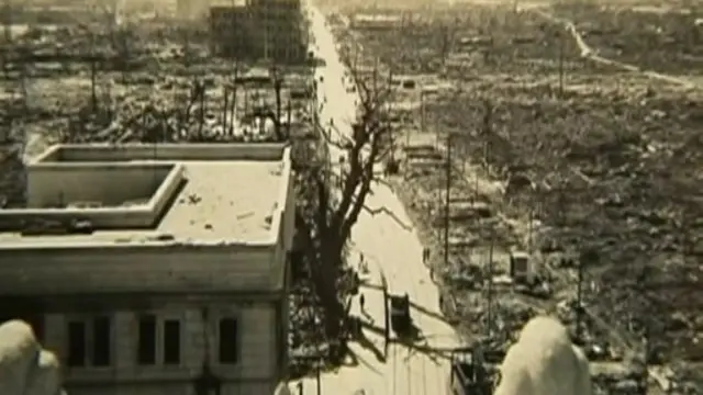 تخمین زده میشود که حدود ۷۰ تا ۱۴۰ هزار نفر در این بمباران اتمی هیروشیما یا بر اثر تبعات آن کشته شدند