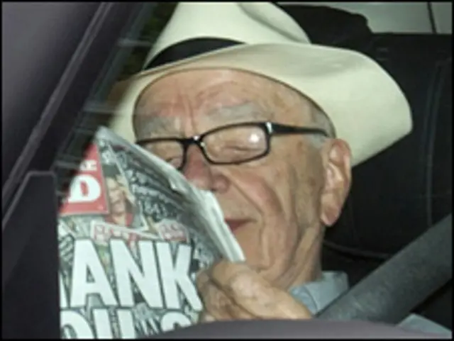 Việc từ bỏ kế hoạch mua BSkyB được cho là thất bại lớn với ông trùm Murdoch.