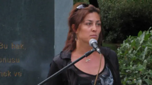 Necibe Şener: Eşimin aldığı ödüllerle gurur duyduk