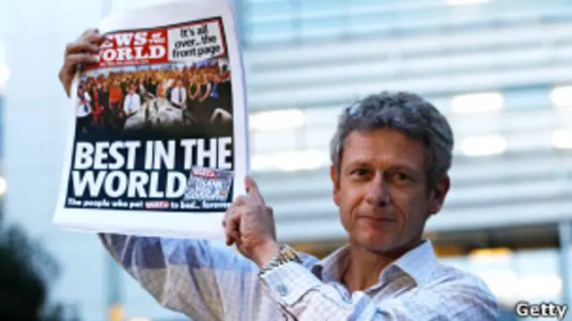 Первая страница последнего номера News of the World, созданная специально для сотрудников