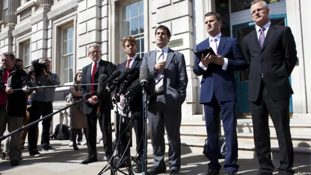 Kelompok 'Hacked Off'