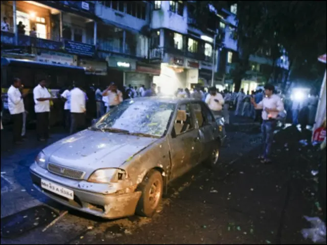 धमाके की तस्वीरें