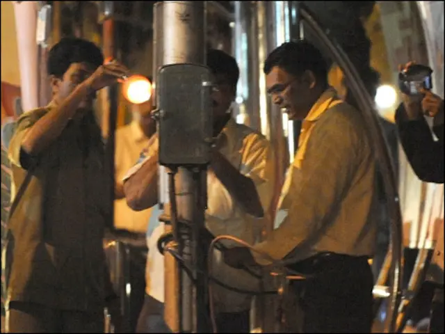 धमाके की तस्वीरें