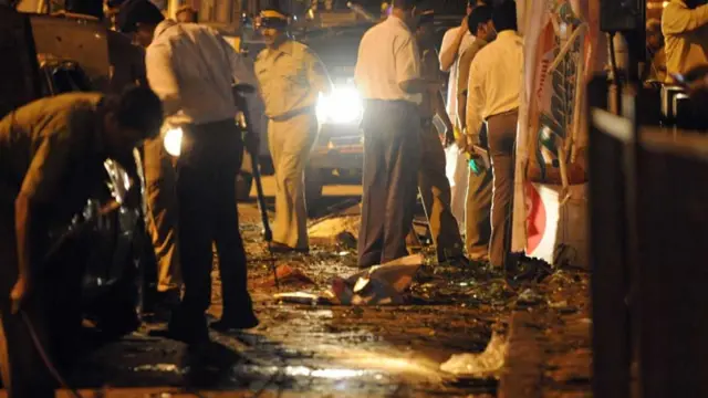 دھماکے شہر کے مصروف علاقوں میں شام کے رش کے وقت ہوئے۔