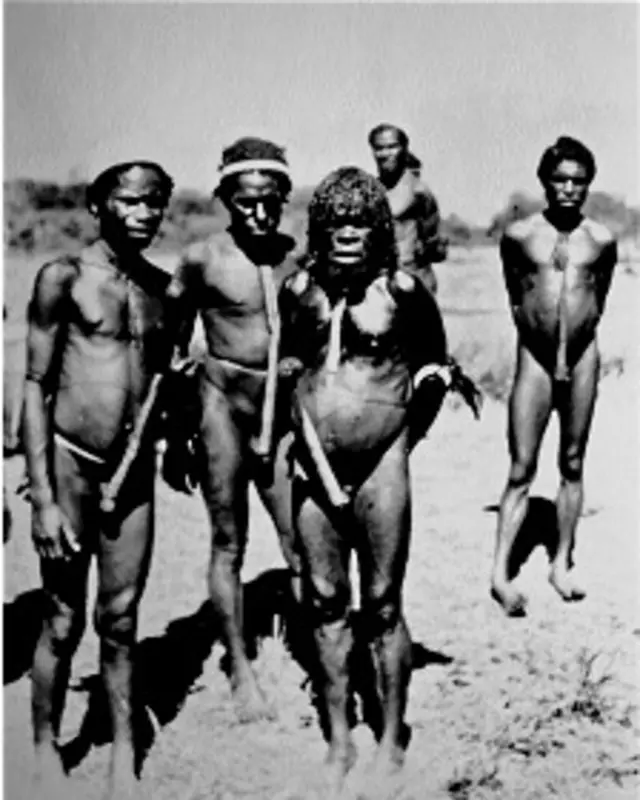 Nativos de la llamada Shangri-La